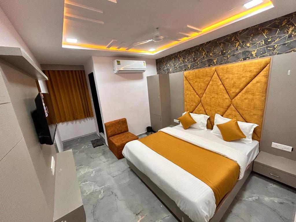 גנדהינאגר Hotel Kingdom מראה חיצוני תמונה