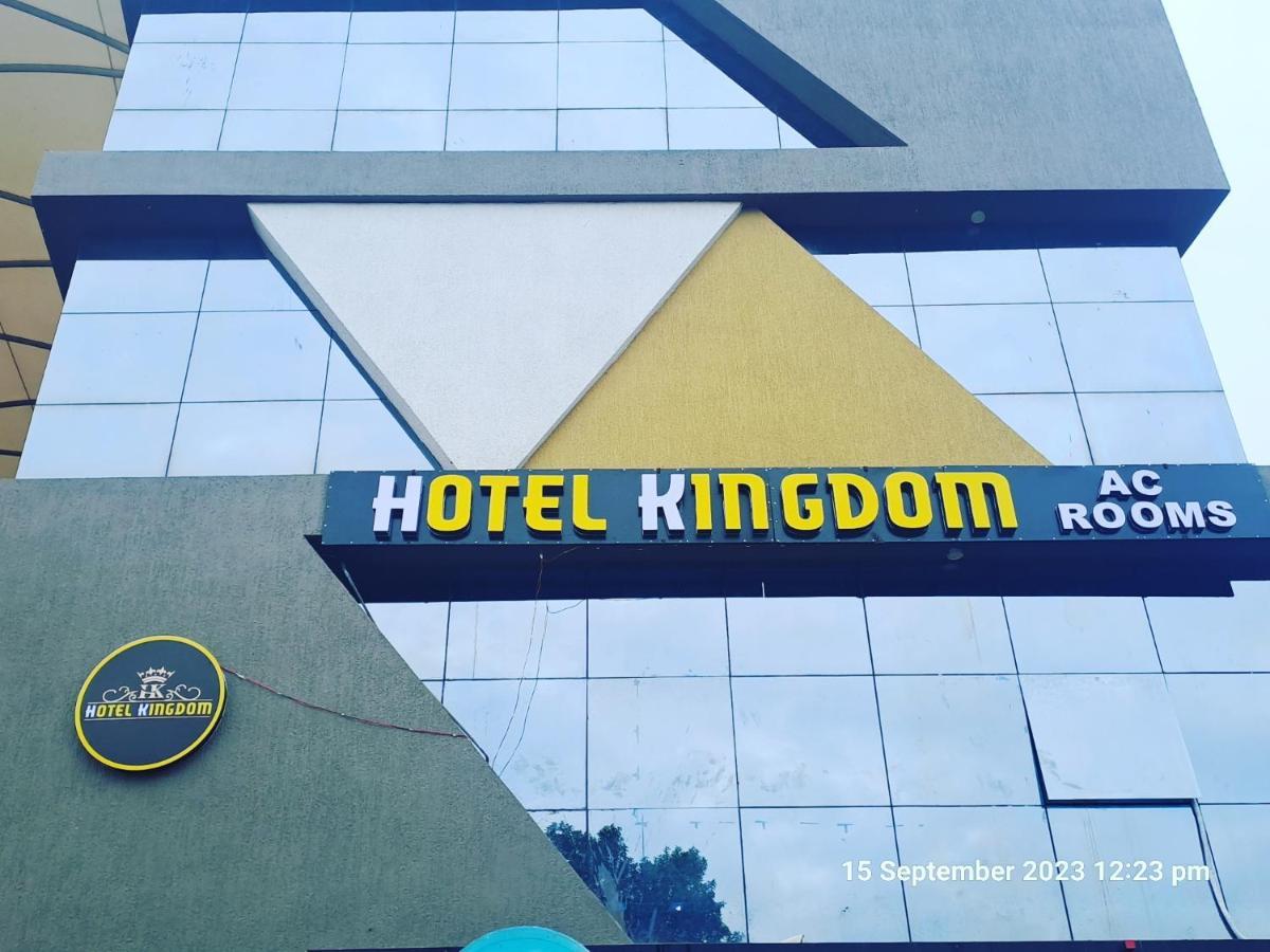 גנדהינאגר Hotel Kingdom מראה חיצוני תמונה